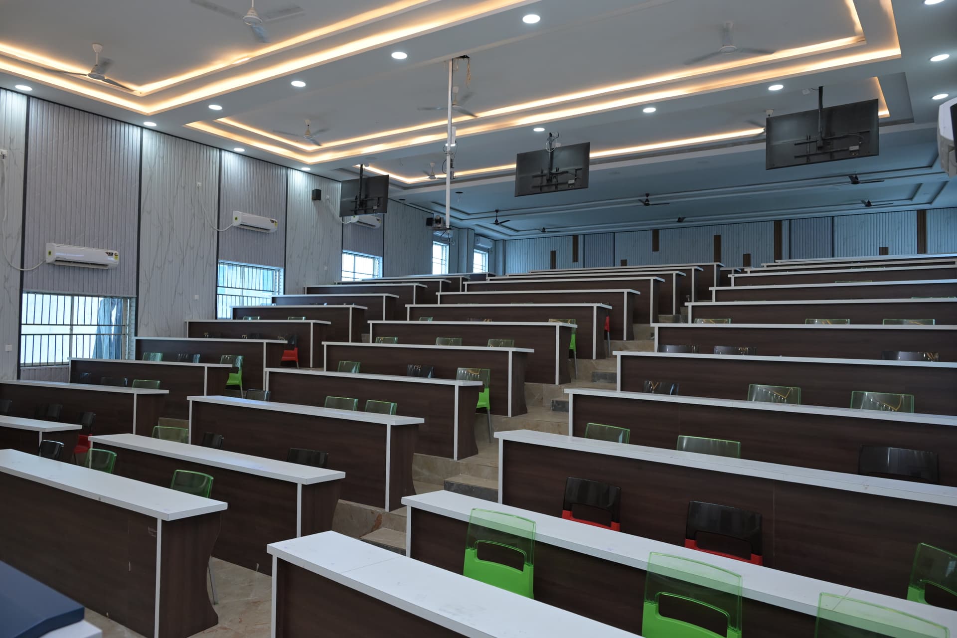 Academic Complex 1